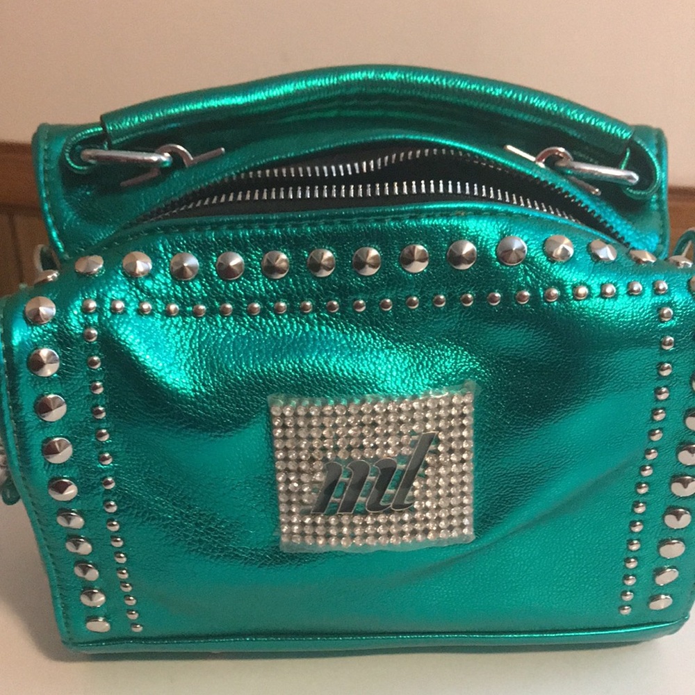 Super Cute Metallic Green Satchel Handbag Crossbody - Picture 4 of 9